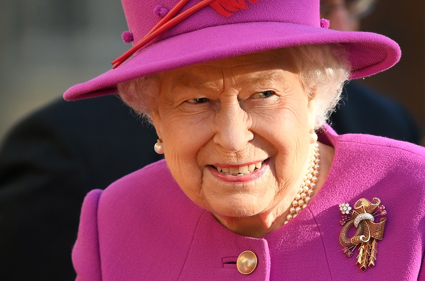 epa07227887 Britain&#039;s Queen Elizabeth II visits the Honourable Society of Lincoln&#039;s Inn in London, Britain, 13 December 2018. The Society is an association of students, barristers and judges ...