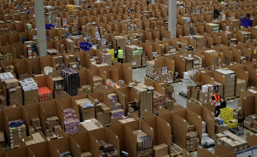 Wie viele Päckli erträgt die Schweiz? Online-Shopper bringen die Post ans Limit