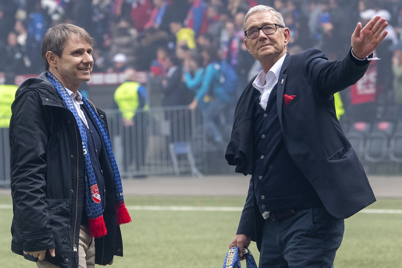 Bernhard Burgener, Praesident FC Basel, links, Roland Heri, rechts, CEO FC Basel nach dem Schweizer Fussball Cupfinalspiel zwischen dem FC Basel und dem FC Thun, am Sonntag 19. Mai 2019, im Stade de S ...