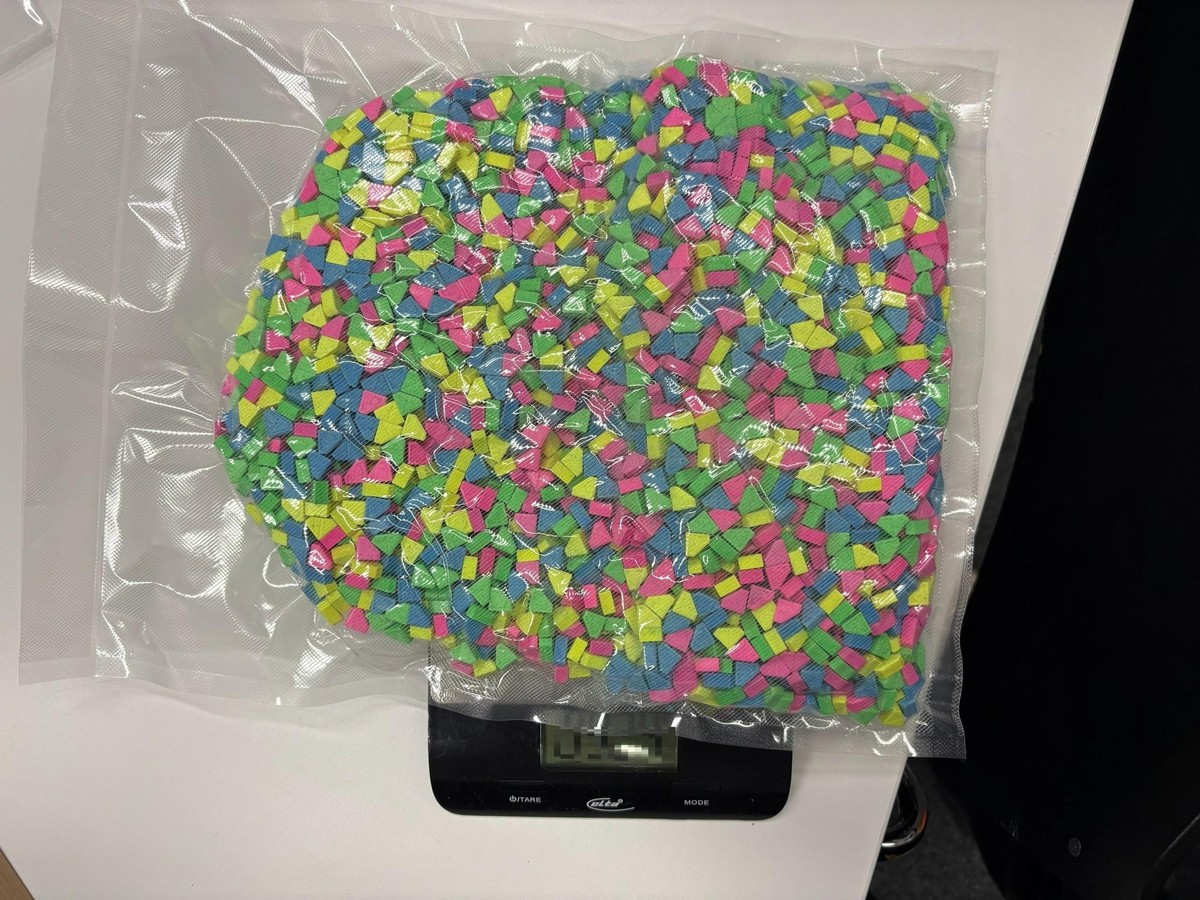 Drogen Ecstasy sichergestellt Dällikon 17.10.26
