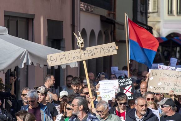 People gather to protest against the abandonment of alpine farming areas due to wolf predation. The protest is promoted by the Territory and Alpine Pastures Group , in Bellinzona, Switzerland, on Satu ...