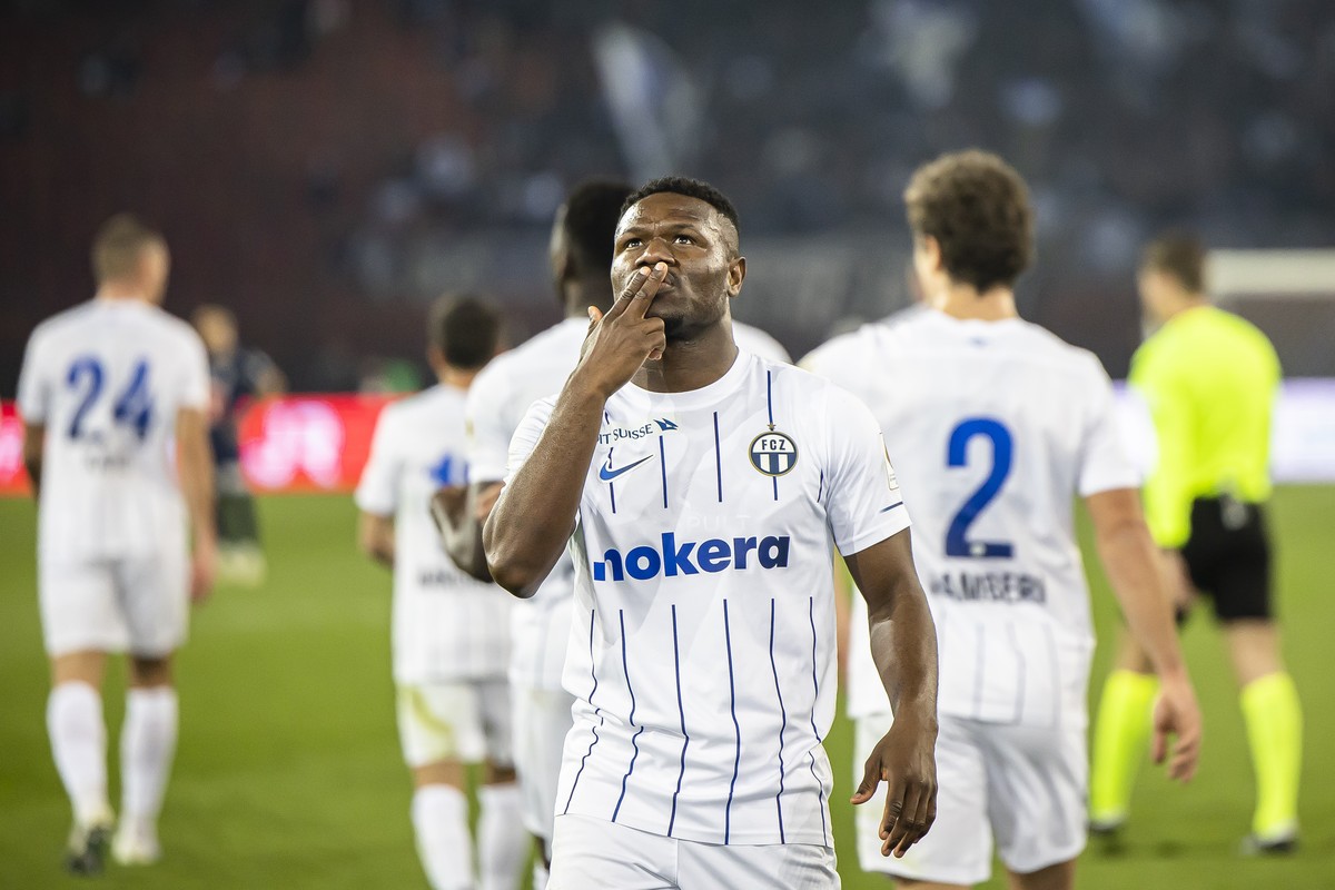 FC Zuerichs Aiyegun Tosin, jubelt nach seinem zweiten Treffer im Fussball Meisterschaftsspiel der Super League zwischen dem FC Zuerich und dem FC Luzern am Samstag, 18. Maerz 2023 im Letzigrund Stadio ...