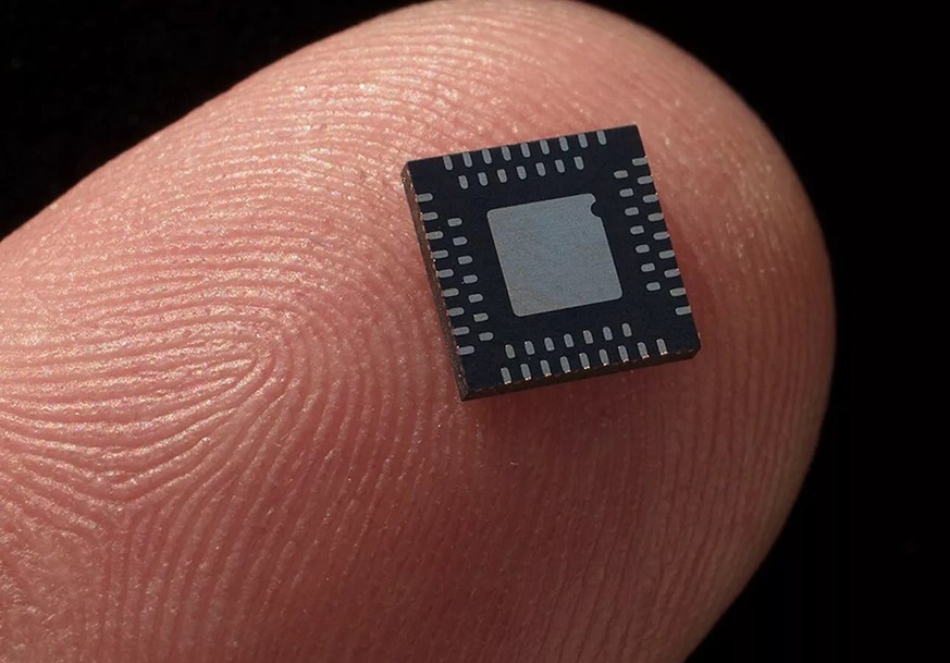 Wer Arm-Prozessoren herstellen möchte, benötigt eine Lizenz dafür. Diese vergibt das britische Unternehmen Advanced RISC Machines Ltd., da diese nur die Prozessoren designen. Mit dieser Lizenz dürfen ...