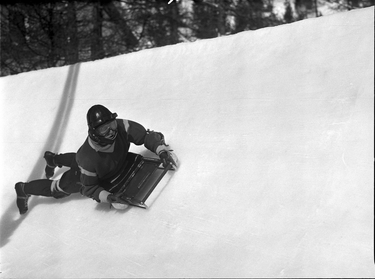 1st skeleton WCH, St. Moritz 1955: Nino Bibbia 1st skeleton WCH, St. Moritz 1955: Nino Bibbia (Photo by ATP/RDB/ullstein bild via Getty Images)
