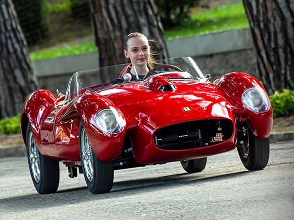 The Little Car Company Bicester England retro car design ferrari https://thelittlecar.co/