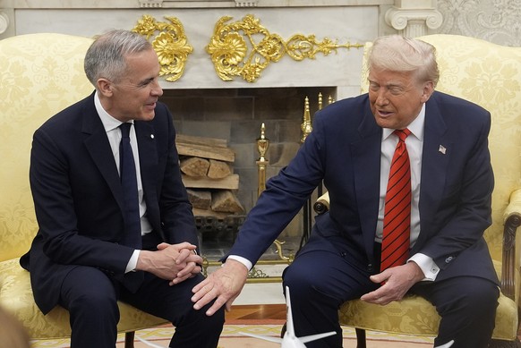 Canada Prime Minister Mark Carney and U.S. President Donald Trump engage in a meeting at the White House in Washington, Tuesday, May 6, 2025. (Adrian Wyld/The Canadian Press via AP)
Trump Canada