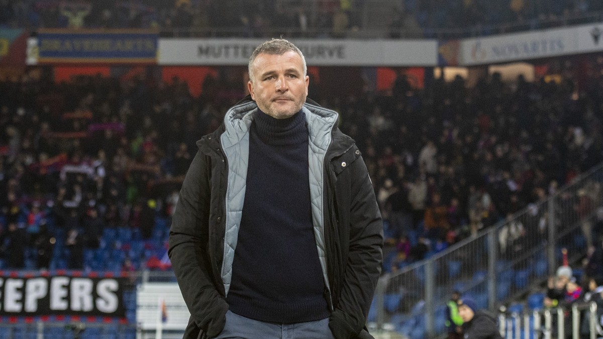 Der Trainer des FC Basel, Alex Frei beim Super League Meisterschaftsspiel zwischen dem FC Basel und dem FC Luzern vom Samstag, 28. Januar 2023 in Basel. (KEYSTONE/Urs Flueeler)