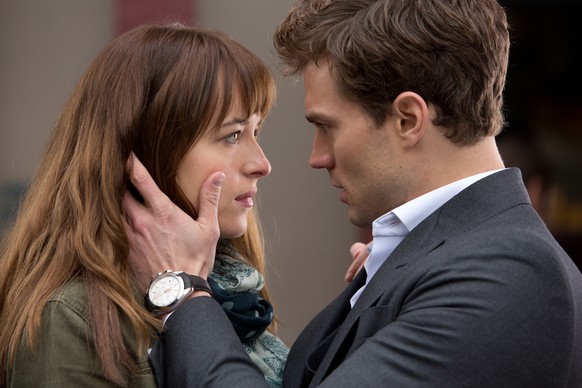 Die amerikanische Dakota Johnson als Anastasia Steele und der irisch-britische Schauspieler Jamie Dornan als stinkreicher Christian Grey drehten unheimlich brave Szenen.