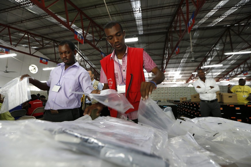 Wahlen in Haiti: Trotz vereinzelter Zwischenfälle hätten die Bürger von ihrem Wahlrecht Gebrauch machen können, urteilten Beobachter der Organisation Amerikanischer Staaten.