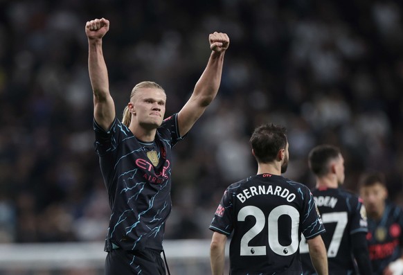 epa11340821 Manchester City&#039;s Erling Haaland celebrates after scoring the 0-2 goal during the English Premier League soccer match between Tottenham Hotspur and Manchester City, in London, Britain ...