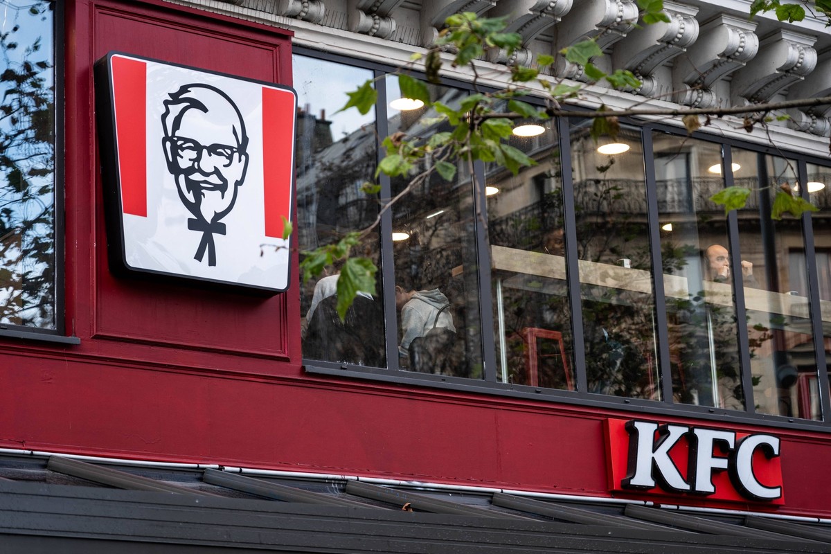 Mort mystérieuse après 30 heures dans les toilettes d'un KFC en France (image d'illustration).