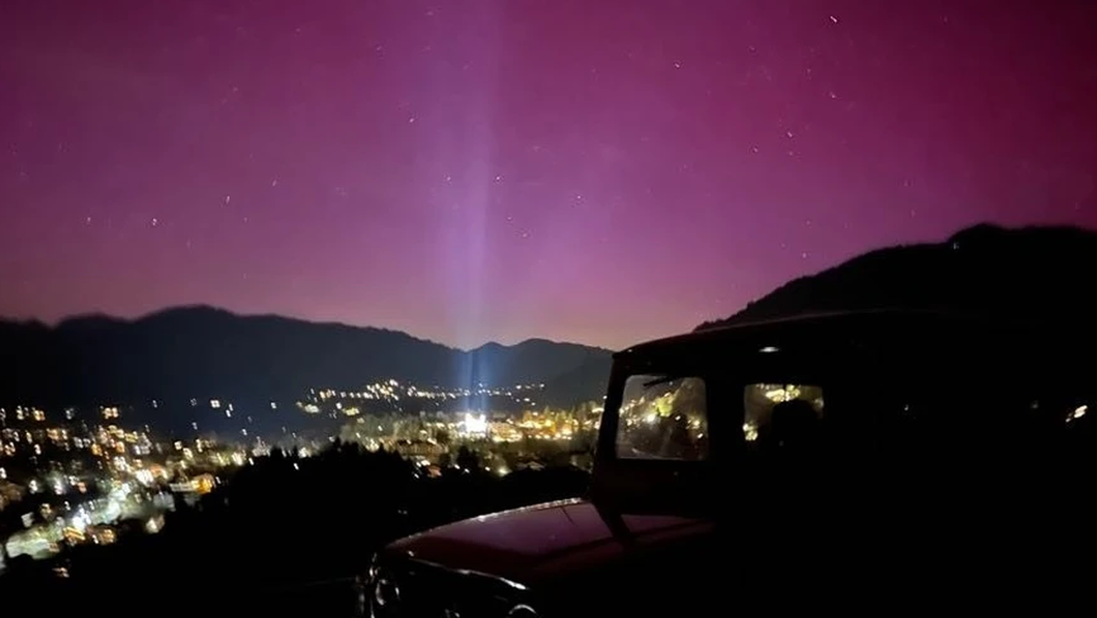 Polarlichter bei Gstaad.