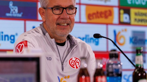 Vorstellung Urs Fischer, 1. FSV Mainz 05, Mainz, 08.12.2025 Cheftrainer Urs Fischer 1. FSV Mainz 05 Pressekonferenz zur Vorstellung des neuen Cheftrainers Urs Fischer des 1. FSV Mainz 05 *** Presentat ...