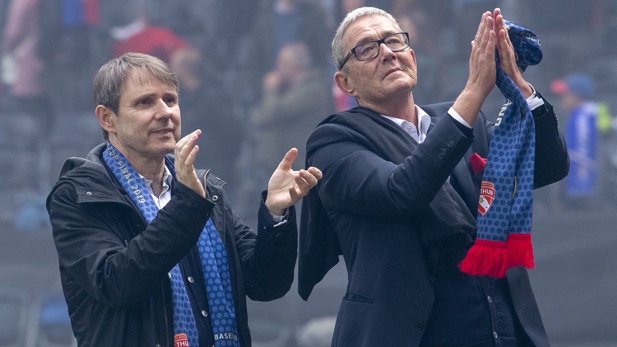 Bernhard Burgener, Praesident FC Basel, links, Roland Heri, rechts, CEO FC Basel, nach dem Schweizer Fussball Cupfinalspiel zwischen dem FC Basel und dem FC Thun, am Sonntag 19. Mai 2019, im Stade de  ...