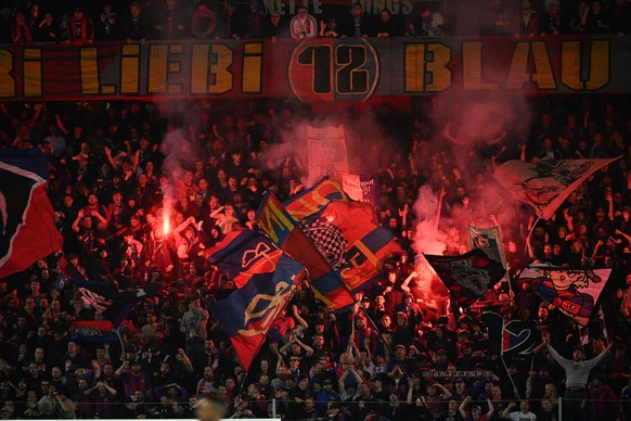 Supporters Basel 1893 during the UEFA Conference League 2022 2023 match between Basel 1-3 Fiorentina at St.Jakob Stadium on May 19, 2023 in Basel, Switzerland. Noxthirdxpartyxsales PUBLICATIONxNOTxINx ...