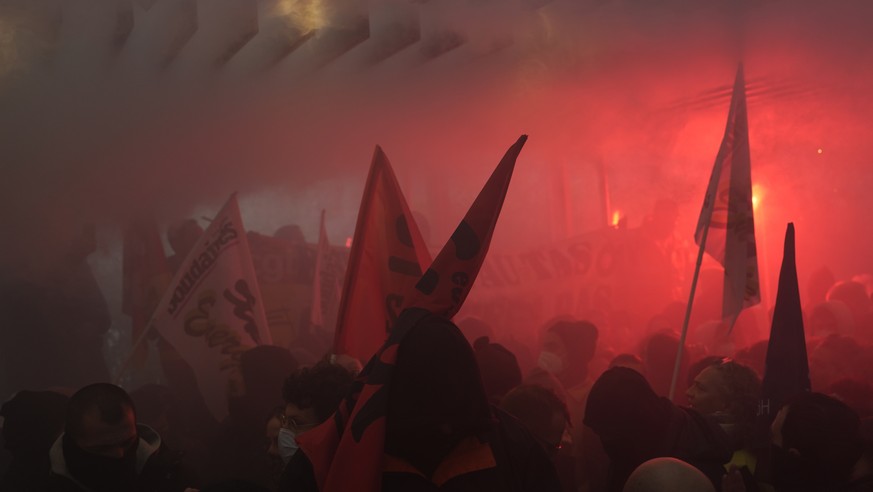 Further protests against pension reform in France announced