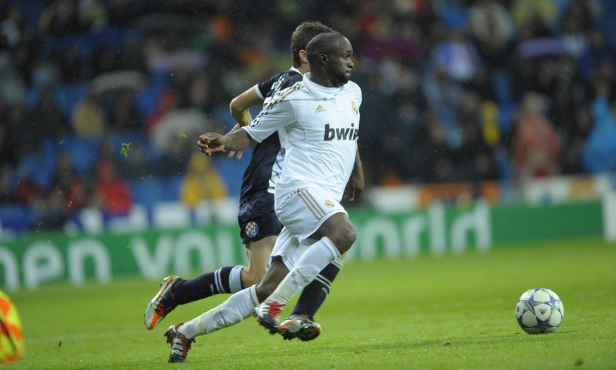 Bildnummer: 09068115 Datum: 22.11.2011 Copyright: imago/Cordon Press/Miguelez Sports
Champions League 2011/2012 - Estadio Santiago Bernabeu - Real Madrid CF vs GNK Dinamo Zagreb; Lassana Diarra - PUB ...