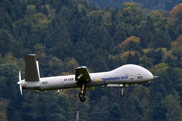 Eine Drohne des Typs Hermes 900. Die Hermes 900 kommt als Nachfolgerin der bei der Schweizer Luftwaffe im Dienst stehenden Aufklärungsdrohne ADS 95 in Frage.
