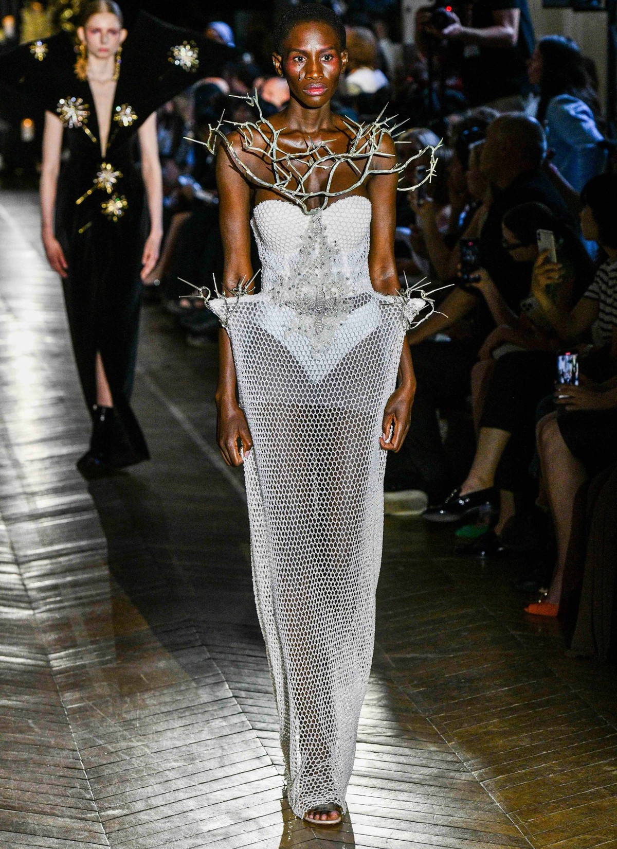 PFW - Juana Martin Runway A model walks the runway during the Juana Martin Haute Couture Fall/Winter 2025/2026 show as part of Paris Fashion Week on July 08, 2025 in Paris, France. Photo by Shootpix/A ...