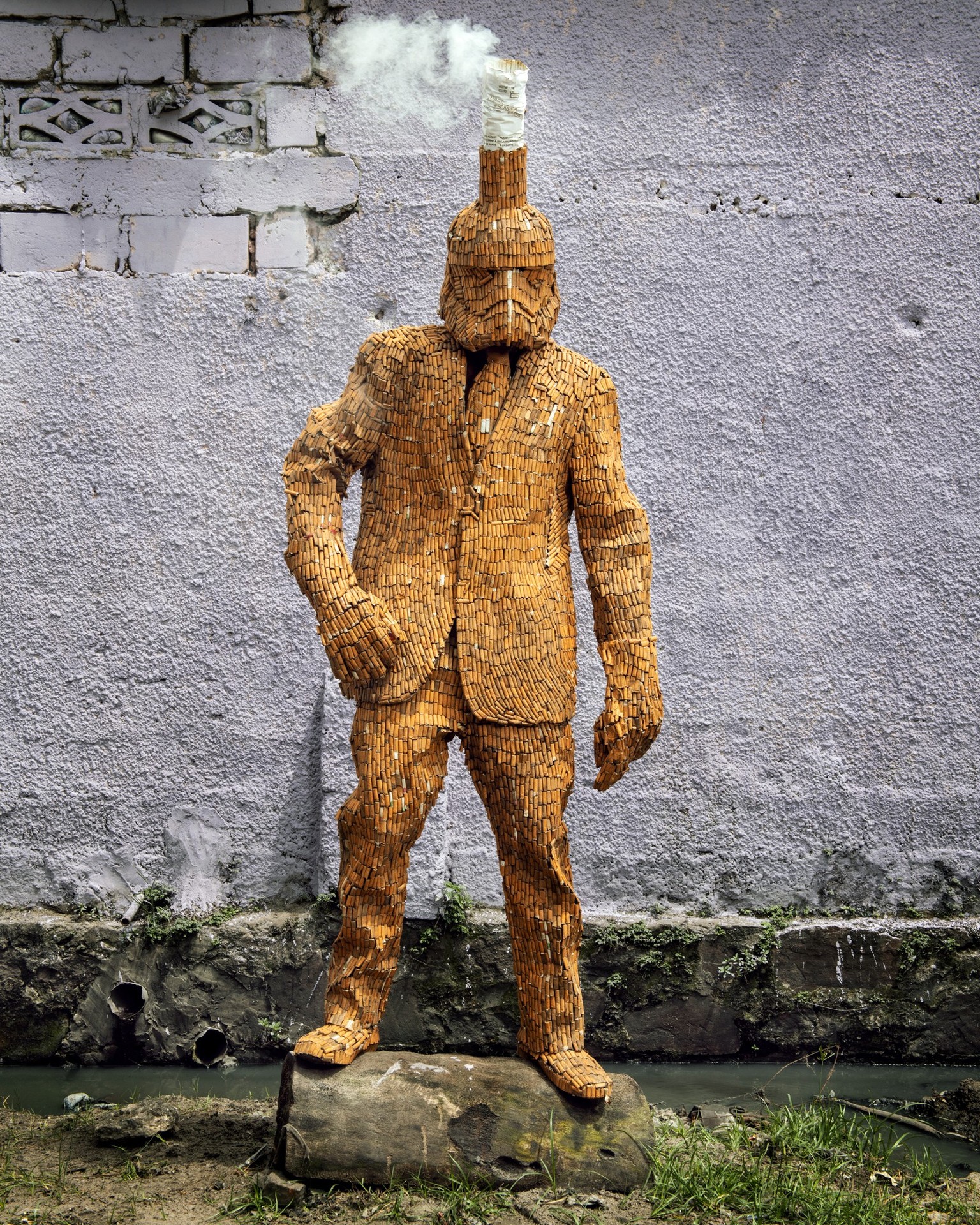 Homo detritus - Stephan Glaudieu Académie des Beaux-Arts de Kinshasa Demokratische Republik Kongo kunst abfall mode