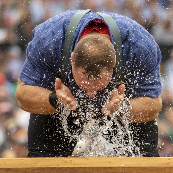 Joel Wicki am Schwingerbrunnen im 5. Gang am Eidgenoessischen Schwing- und Aelplerfest (ESAF) in Pratteln, am Sonntag, 28. August 2022. (KEYSTONE/Urs Flueeler).