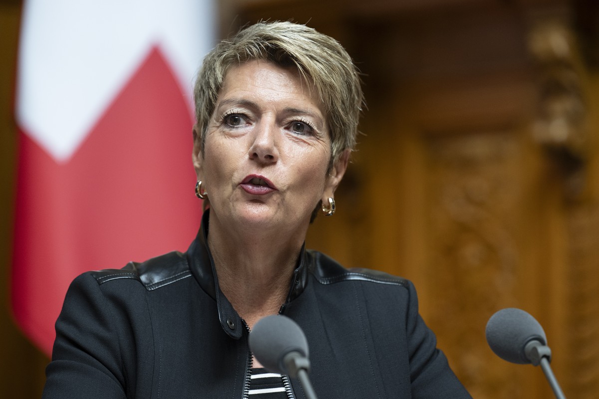 Bundesraetin Karin Keller-Sutter spricht im Nationalrat an der Herbstsession der Eidgenoessischen Raete, am Dienstag, 19. September 2023, in Bern. (KEYSTONE/Peter Schneider)