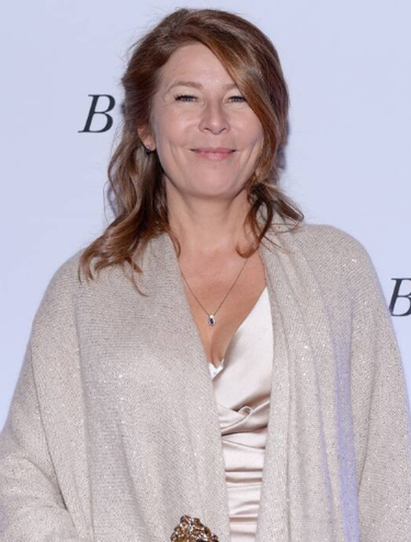 Claudia Bluemhuber führt Regie.