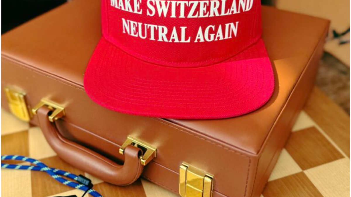Die-Weltwoche-verkauft-Schweizer-MAGA-K-ppli-f-r-65-Franken