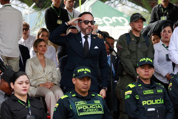 President-elect Abelardo de la Espriella salutes during the Independence Day parade in Bogotá, Colombia, Monday, July 20, 2026. (AP Photo/Miguel Angel Lopez)
Abelardo de la Espriella
