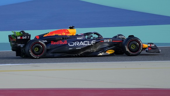 Max Verstappen im Red Bull Racing RB20.