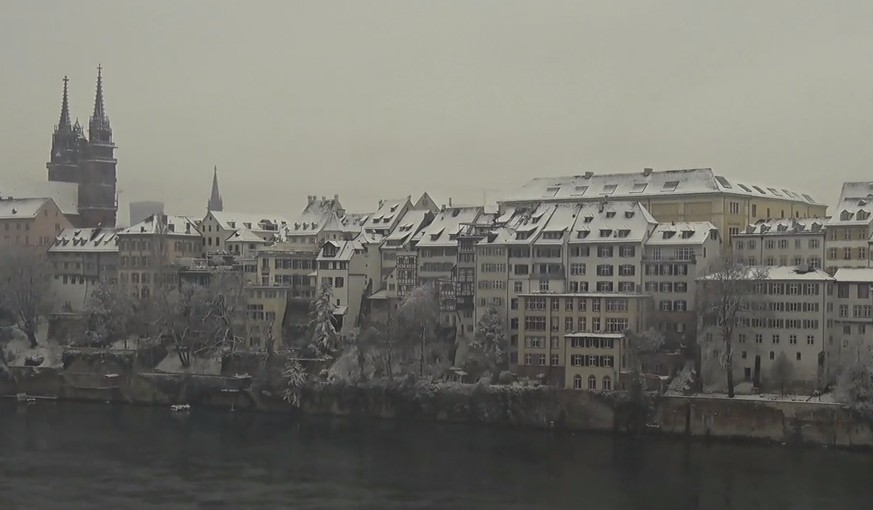 Basel grüsst am Sonntagmorgen in einem weissen Kleid.&nbsp;