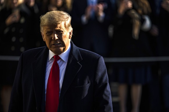 epa08933161 US President Donald J. Trump departs the White House in Washington, DC, USA, 12 January 2021. The President is heading to Alamo, Texas to visit the border wall between the United States an ...