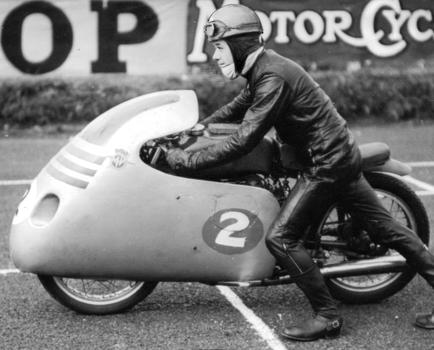 UNITED KINGDOM : Swiss rider Taveri at the start of the 250 cc race. (Photo by SSPL/Getty Images)