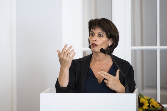 La presidente de la Confederation Doris Leuthard parle lors de la &quot;Journee des employeurs&quot; sur le theme &quot;Nouveaux univers de travail, revolution ou evolution&quot; ce jeudi 22 juin 2017 ...