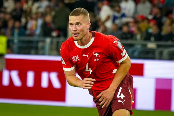 Fussball FIFA WM-Qualifikation Europa 2025/26, Gruppe B - Schweiz vs Kosovo - St. Jakob-Park Basel: Nico Elvedi Switzerland, 4 Basel Kanton Basel-Stadt Schweiz *** Soccer FIFA World Cup Qualification  ...