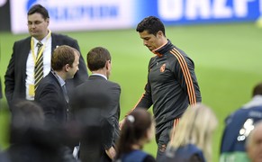 Cristiano Ronaldo ist sichtlich enttäuscht.