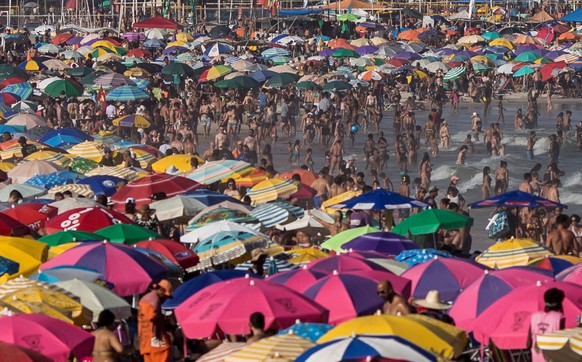 Massentourismus in Copacabana im Dezember 2019.
