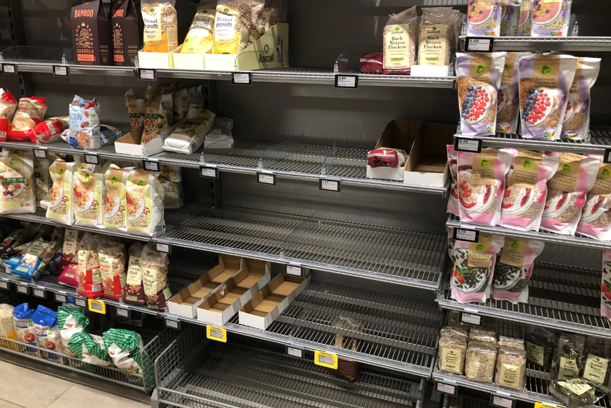 Lücken in einer Zürcher Migros-Filiale: Wo sind all die Flocken hin?