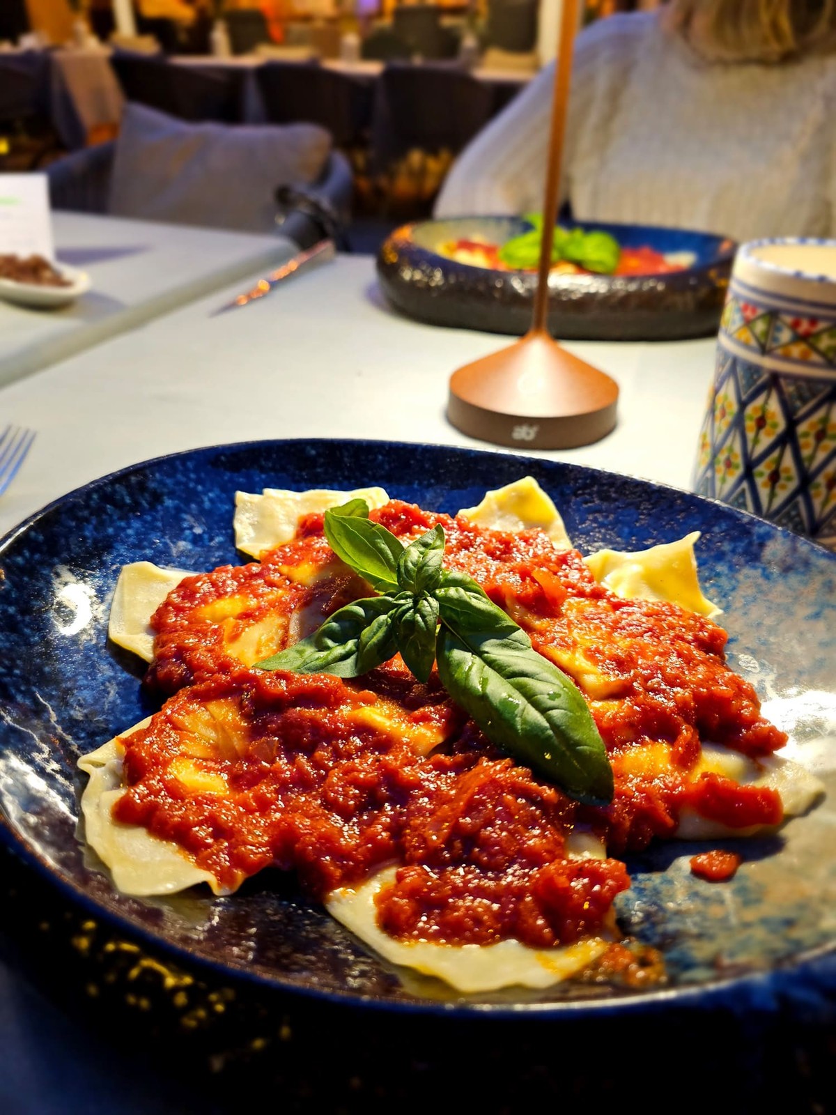Nonnas Ravioli im NISI by Giuseppe