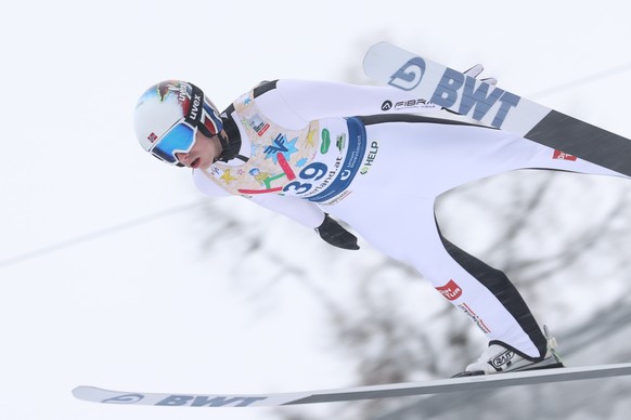 epa10436278 Halvor Egner Granerud of Norway in action at the FIS Ski Jumping World Cup event in Bad Mitterndorf, Austria, 28 January 2023. EPA/Grzegorz Momot POLAND OUT