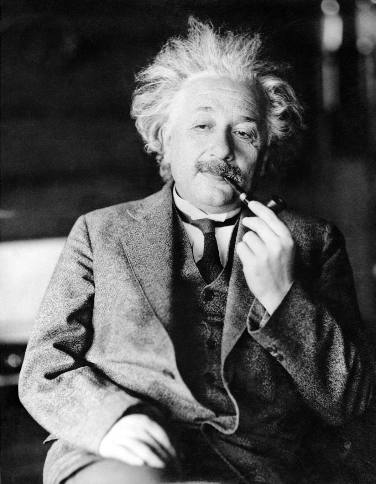 FILE - This undated file photo shows legendary physicist Dr. Albert Einstein, author of the theory of Relativity. Einstein's handwritten not e to a bellboy while traveling in Japan in 1922 fetche ...