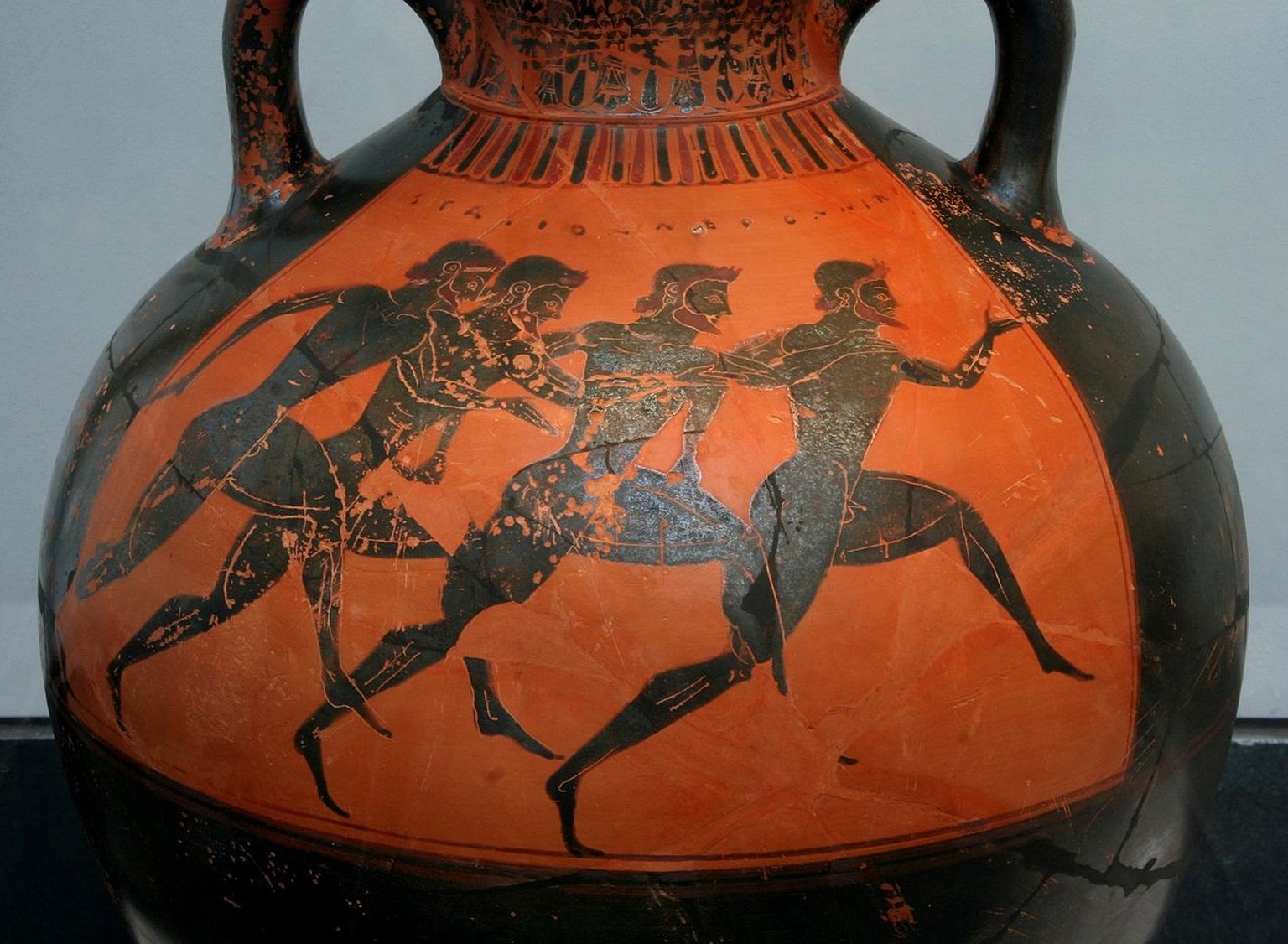 Läufer bei den Panathenäischen Spielen (Vase, ca. 530 v. Chr.). Laufdarstellungen aus Olympia sind nicht bekannt.
Es wird MatthiasKabel als Autor angenommen (basierend auf den Rechteinhaber-Angaben).  ...