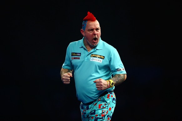 Der Schotte Peter Wright tritt in jedem Spiel in einem neuen Look an.