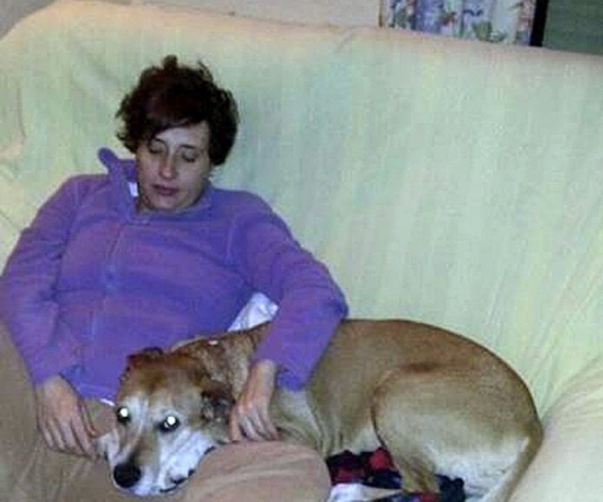 Die infizierte Krankenschwester Teresa Romero mit ihrem Hund «Excalibur».