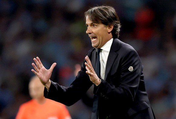 epa10684212 Inter head coach Simone Inzaghi gestures on the touchline during the UEFA Champions League Final soccer match between Manchester City and Inter Milan, in Istanbul, Turkey, 10 June 2023. EP ...