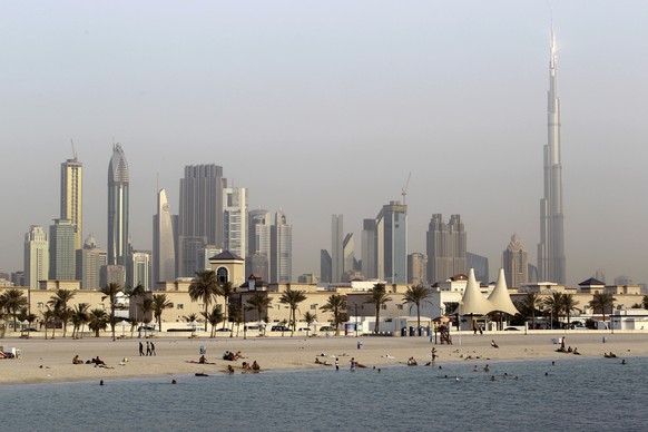 Shopping und Badeferien lassen sich in Dubai gut kombinieren.