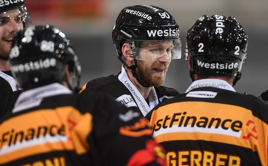 in the center, Bern's player Ted Brithen celebrate with teammate the the 1-4 goal, during the friendly match of National League A (NLA) Swiss Championship 2020/21 between HC Ambri Piotta and HC B ...