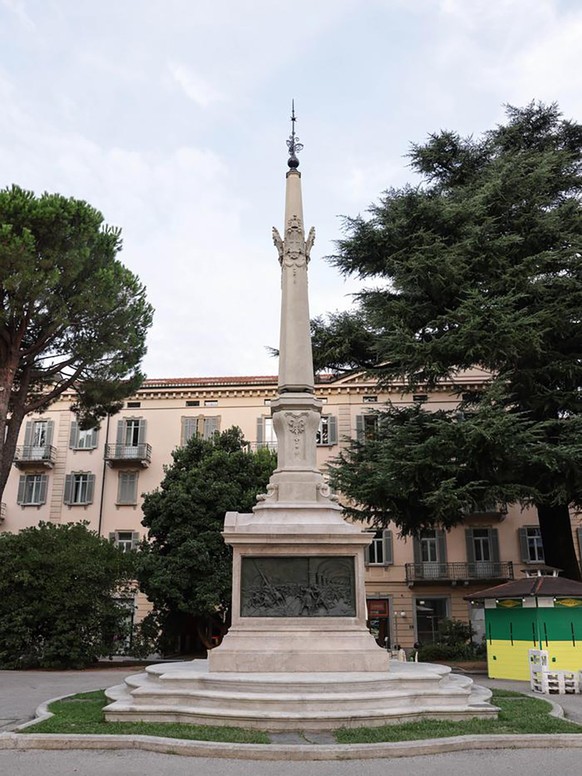 On May 1, 1898, a monument was erected on the occasion of the 100th anniversary of Ticino's independence and the site was renamed 