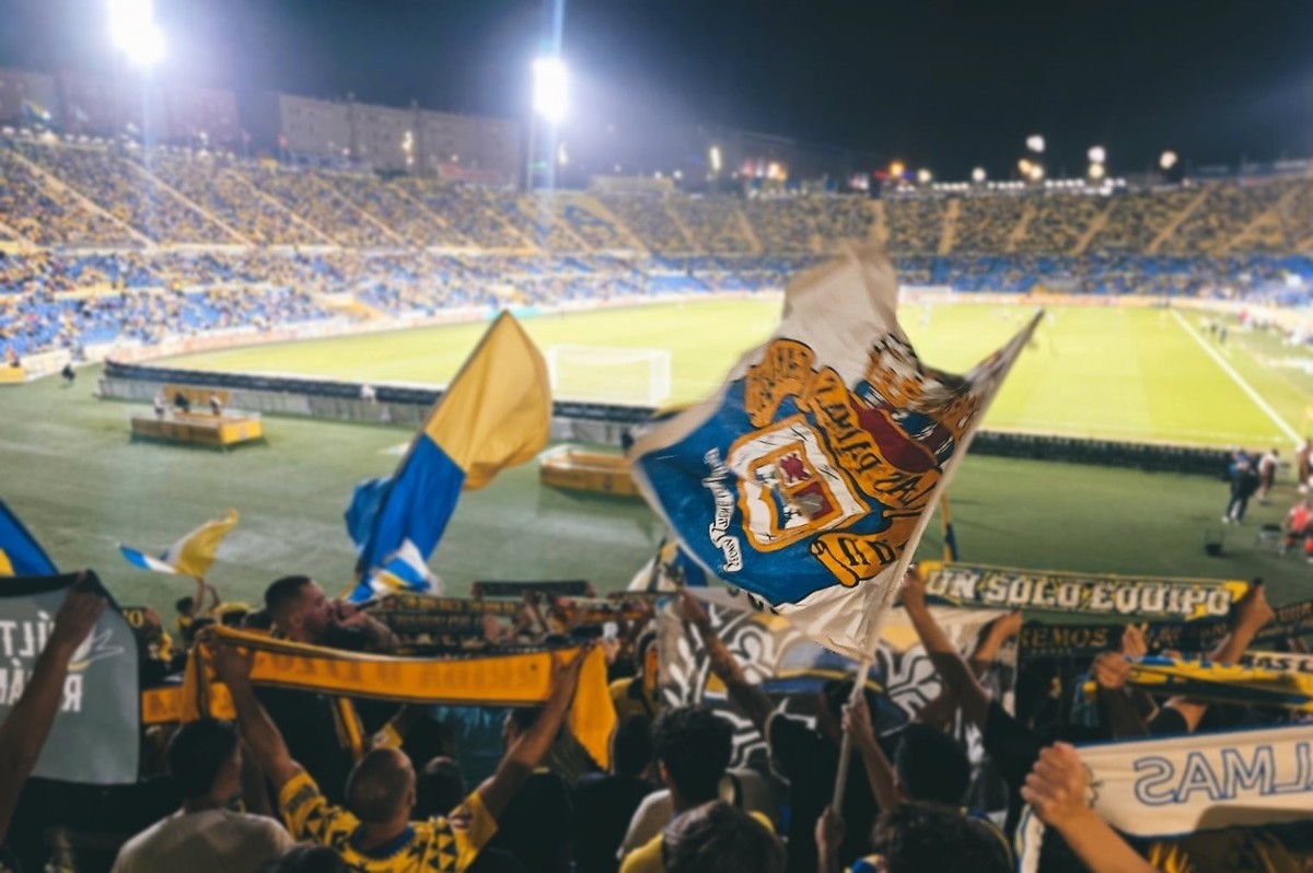 Le groupe Ultra Naciente était furieux des contrôles d'alcoolémie qui ont eu lieu à Las Palmas, dimanche 19 octobre.