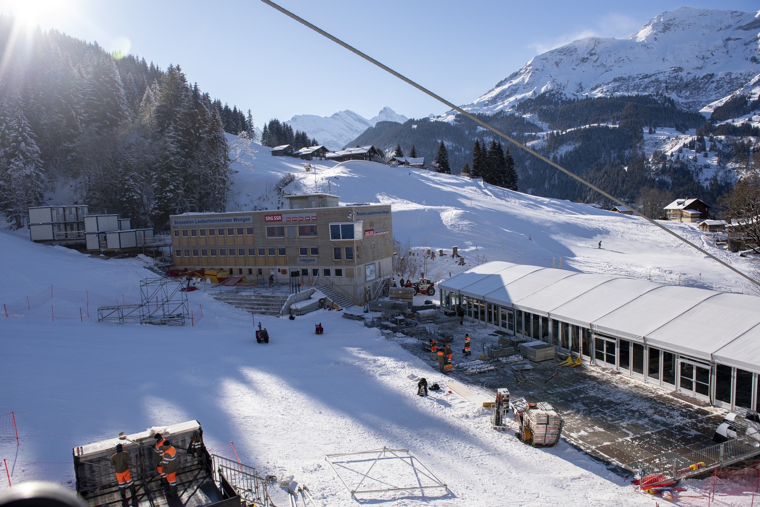 Das Ziel der Lauberhorn - Abfahrt ohne Zuschauertribuehne, wegen Corona finden die Lauberhornrennen ohne Zuschauer statt, am Freitag, 8. Januar 2021, im Skigebiet Grindelwald - Wengen. (KEYSTONE /Marc ...